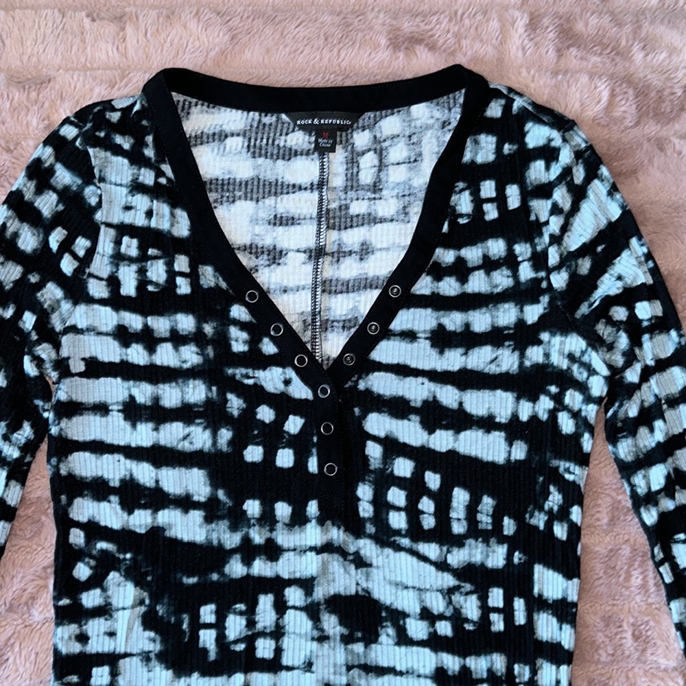 Rock & republic tie dye shirt